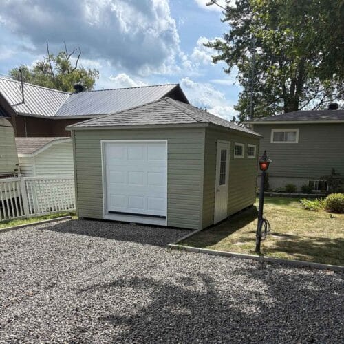 Fabrication de garage cabanon